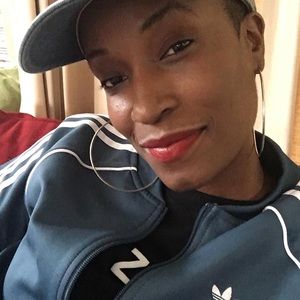 Meet your Posher, Kendra